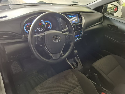 Toyota Yaris Yaris 1.5 16V FLEX XL MULTIDRIVE
