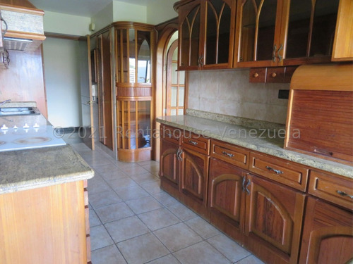 Imagen 4 de 14 de Apartamento En Venta Sorocaima Ind 22-19146 Edgar I
