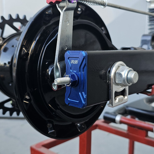 Combo Estira Cadena + Tuercas M8 Honda Tornado Twister 250 Azul