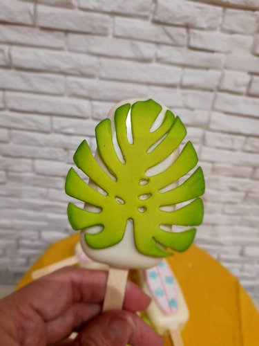 Icepops. Paletas De Chocolate Rellenas Trufas, Decoradas.
