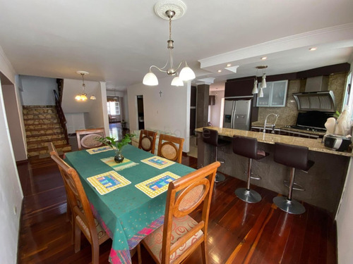 Imagen 19 de 23 de Casa En Venta En Santa Sofia Calle Cerrada Mls# 21-17668