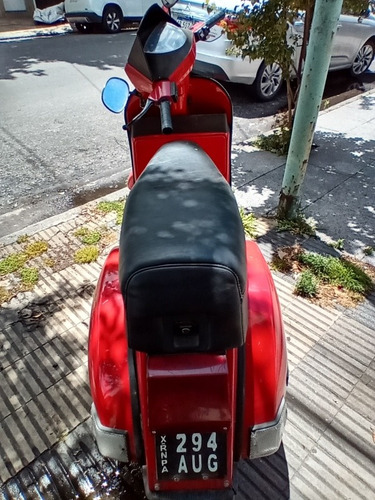 Piaggio Vespa 150 Gris Impecable Blanca Roja