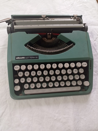 Máquina De Escribir Olivetti 