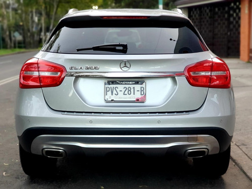 Imagen 7 de 15 de Mercedes Benz Gla 200 2017 Cgi Sport 1.6t Factura De Agencia