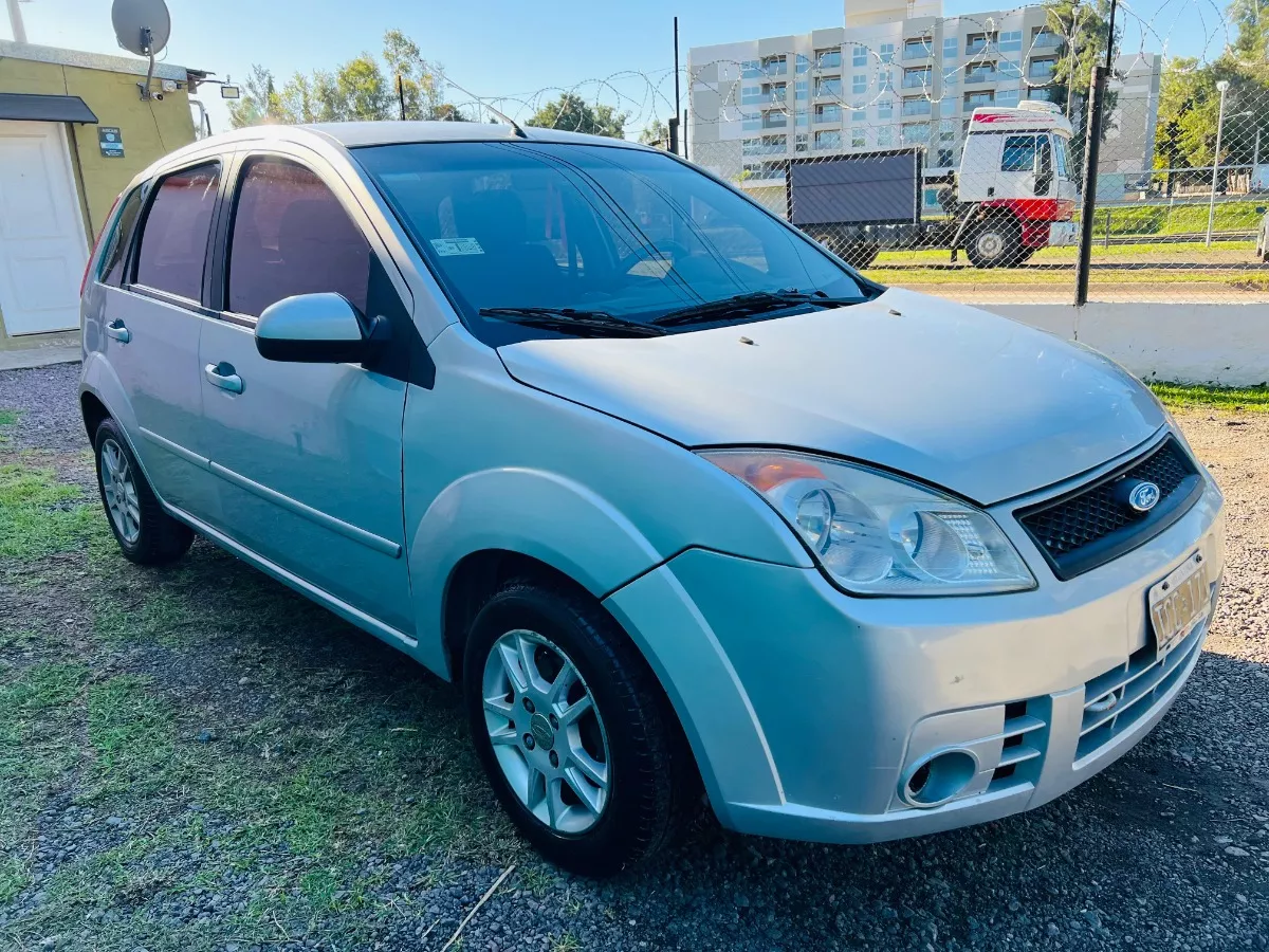 Ford Fiesta 1.6 Edge Plus At Mp3