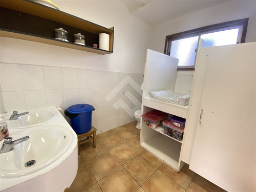 Casa En Venta De 6 Dorm. En Las Condes