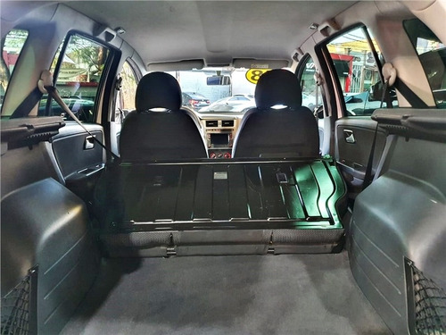 Imagem 7 de 15 de Volkswagen Spacefox 1.6 Msi Trendline 8v Flex 4p Automatizad