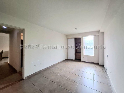 Rent-a-house Vende Lindo Apartamento, El Limón, Maracay, Estado Aragua, 25-5109 Gf