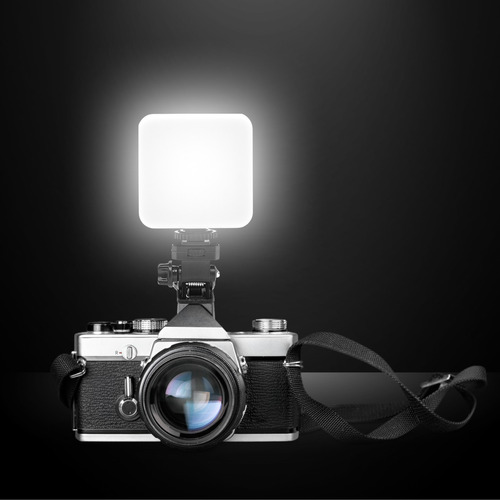 Iluminador Led Portátil Recarregável Para Gravação De Vídeos Estrutura Preto Luz Branco-neutro 110v/220v