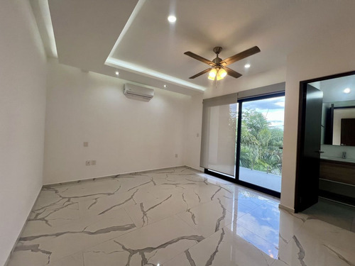 Casa En Venta En Mérida, Diade Temozón, 4 Habit