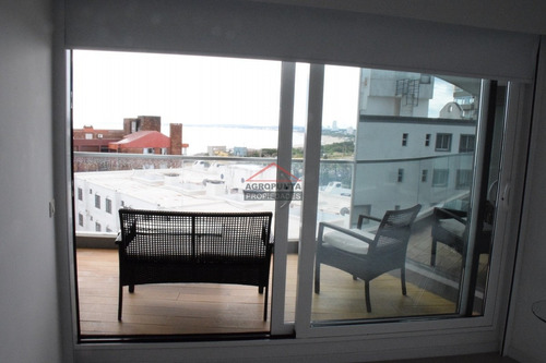Apartamento En Mansa, 3 Dormitorios *- Ref: 2850