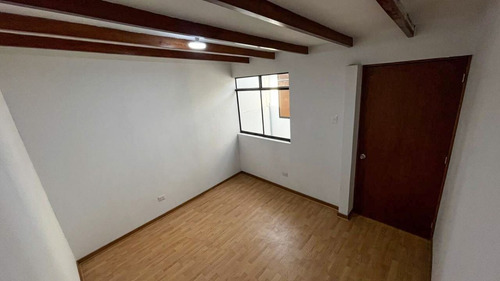 Imagen 7 de 22 de Venta De Casa Multifamiliar Urb. San Jose- Smp