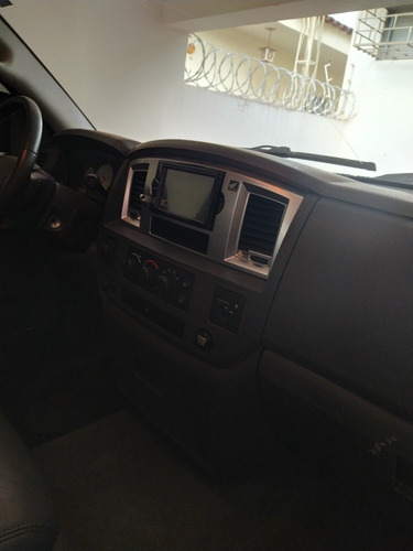 Dodge Ram 2500 2008 5.9 Cab. Simples 4x4 2p