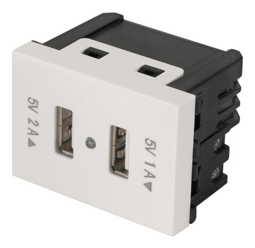 Toma Con 2 Puertos Usb, 1.5 Módulos, Línea Española, Blanco