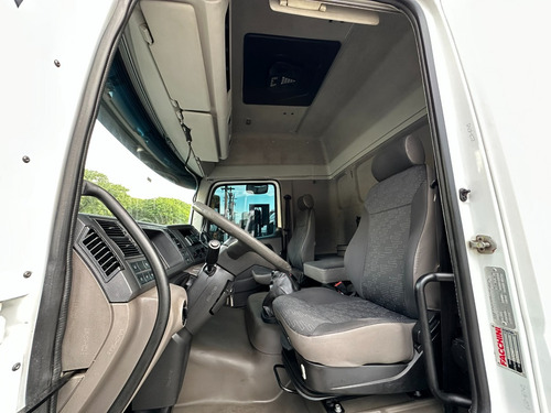 Vw 24-280 Ano 2020 6x2 Leito Teto Alto Único Dono Financia