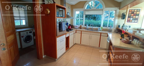 Imagen 10 de 30 de Casa En Venta - 4 Ambientes En Barrio Las Vertientes, San Carlos De Bariloche.