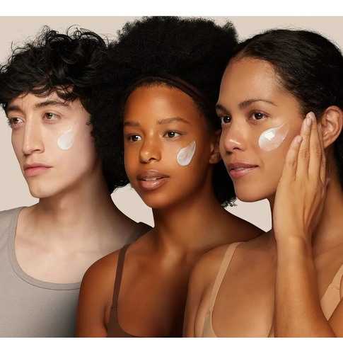 La Crema Nutre, Hidrata E Hidrata Profundamente