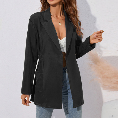 . Blazer Moderno De Manga Comprida Com Lapela E Botões