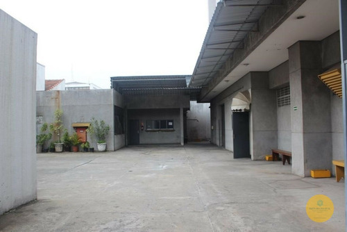 Imagem 5 de 8 de Aluga-se / Vende-se ? Prédio Industrial / Escritórios - Ic878