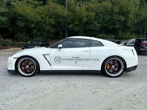 Nissan GT-R track edition