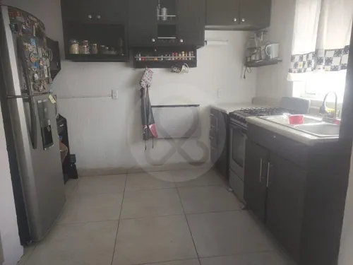 Casa En Venta En La Piedrera
