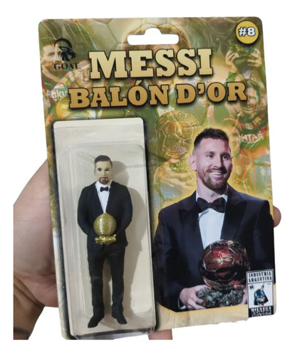 Lio Messi Con Su 8vo Balón De Oro Figura Coleccionable/sport