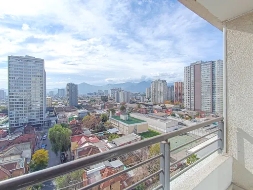 Edificio Leonor Cepeda (1 Est. 1 Bod.) Vista Norte Piso 12