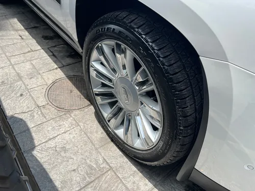 Cadillac Escalade 6.2 Plinum 4x4 At