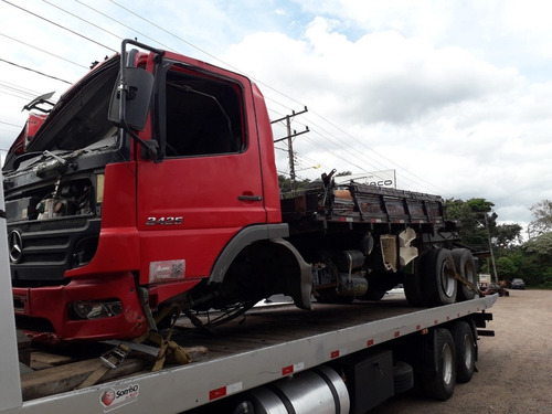 Sucata Mercedes Atego 2425 2010 Venda De Peças