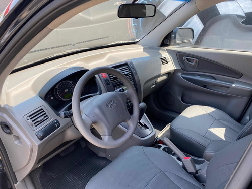 Imagem 8 de 15 de Hyundai Tucson 2008 2.0 Gls 4x2 Aut. 5p