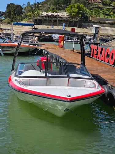 Bote Formula 2000