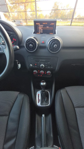 Imagen 15 de 19 de Audi A1 Sportback 1.4 Tfsi At 5p Impecable - Us Rt 3