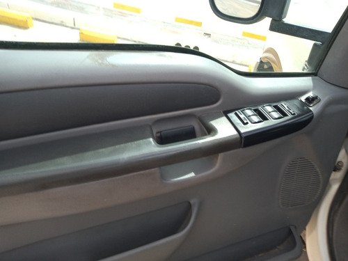 Imagen 11 de 15 de Ford F-100 2009 3.9 Cab. Doble Xlt 4x2
