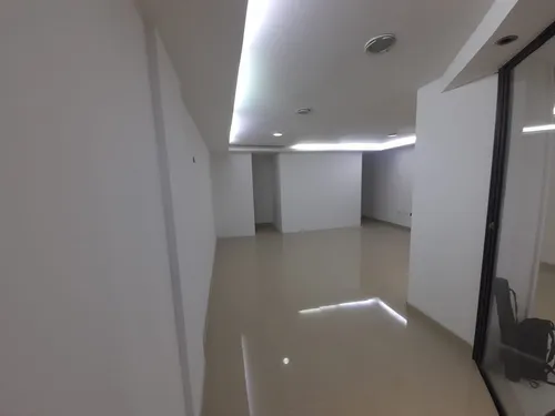 Local En Arriendo En Sancancio/manizales (17747).