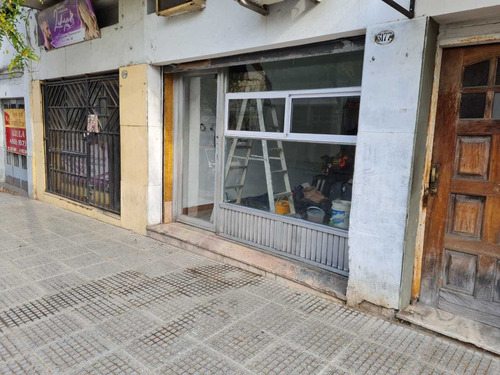 Imagen 2 de 14 de Local Comercial 20 M Oport! Vidriera Al Frente Sin Expensas