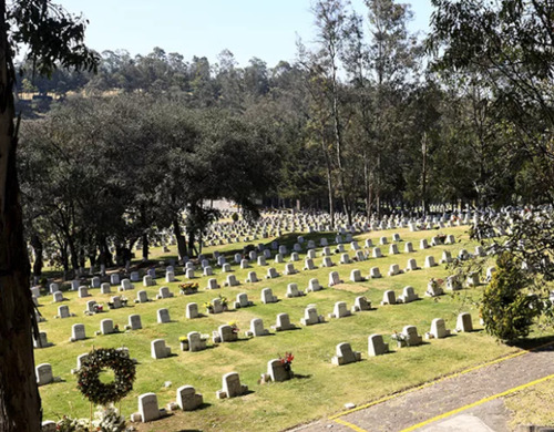 Vendo 2 Lotes Parque Memorial Con 2 Gavetas C/u.