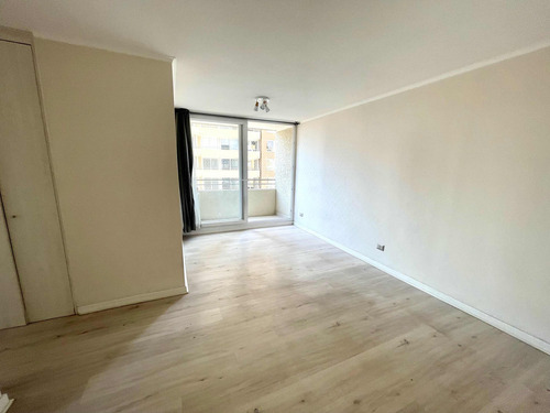 Dpto Como Nuevo, 2 D Y 2 B, 2 Bod + Estac, Metro Ñuble Norte