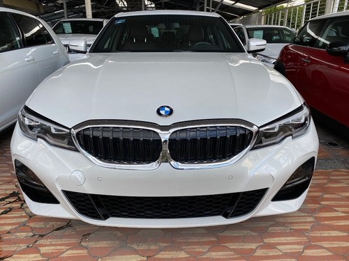Imagen 3 de 15 de Bmw Serie 3 Sedán 330ia Sport Line Piel Qc 2020