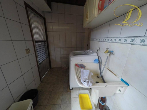 Imagem 17 de 23 de Casa À Venda Na Aviação Com 4 Vagas E 2 Dormitórios!!! - Ca0212