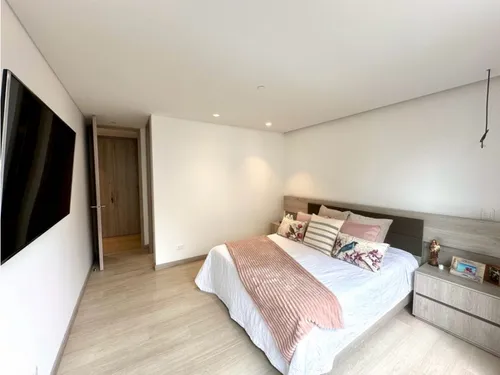 Hermoso Apartamento Como Nuevo Loma De Los Mesa