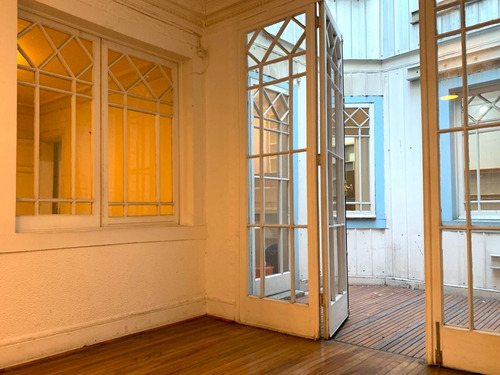 Neoclásico Francés 1927, Clásico, Amplio. Barrio Lastarria.