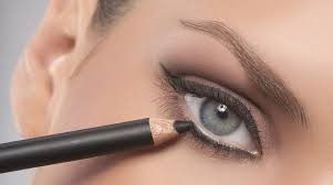 Combo De Maquillaje Navideño 50 Pzas Revendedores Compactos