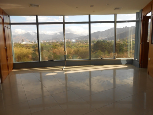 Imagen 3 de 8 de Alquiler En Zona Norte De Oficina Ejecutiva Ideal Para Empresas. Cercana A Vías Principales Y Comercios Cercanos. Febrero 2023 (hg)