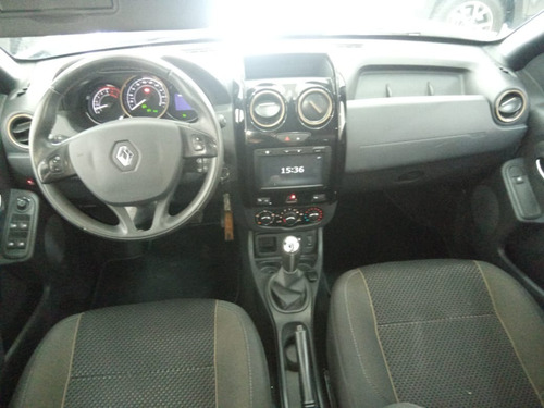 Imagen 23 de 25 de Renault Duster Privileg 1.6 Con Gnc
