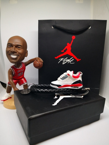Llavero 3d Tenis Jordan Retro 3 Catrina