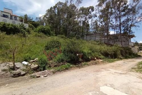 Venta De Terreno En Venta En Ixtapan De La Sal, Cerca De La Carretera A Tonatico.