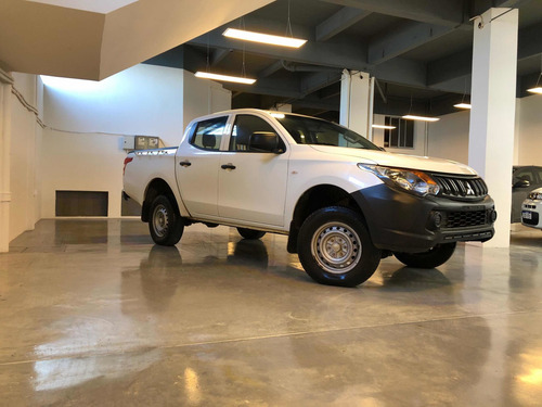 Mitsubishi L200 Nafta 4x4 Único Dueño