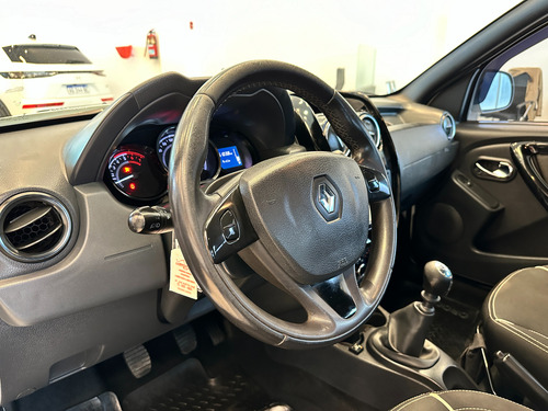 Renault Duster Oroch 2.0 Outsider Plus