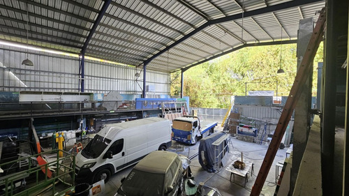 Venta De Edificio Comercial Con Nave Industrial Amueblada En Autop, Duarte Santo Domingo, 2niveles