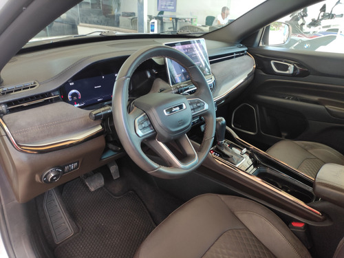Jeep Commander 2.0 TD380 TURBO DIESEL OVERLAND AT9